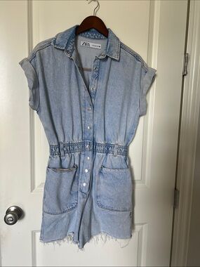 Zara Lightwash Blue Denim Romper Medium